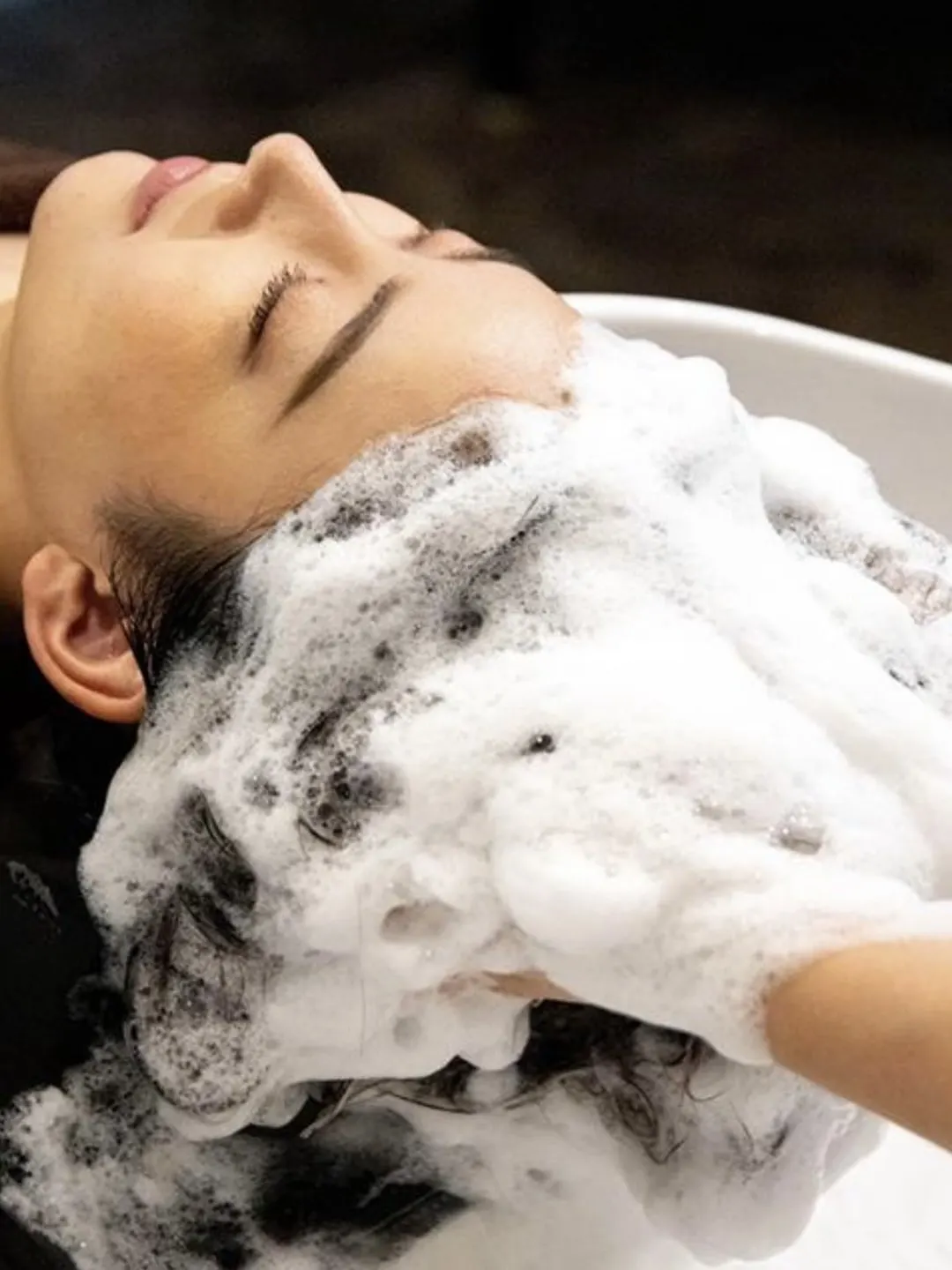 Head spa treatment near Seattle at D4 Season's Shoreline studio